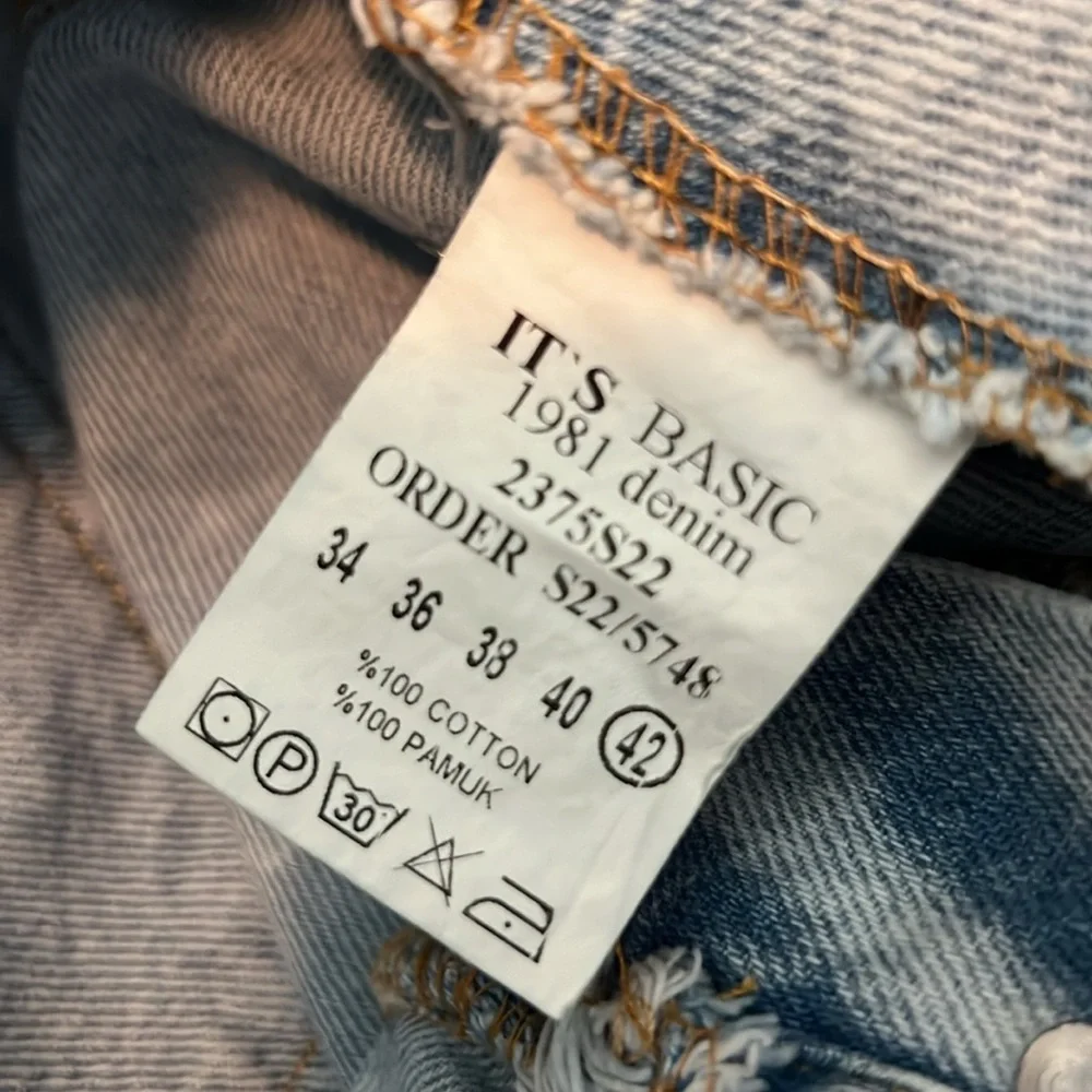 It’s Basic 1981 High Rise Cropped Wide Leg Jeans - Picture 10 of 13